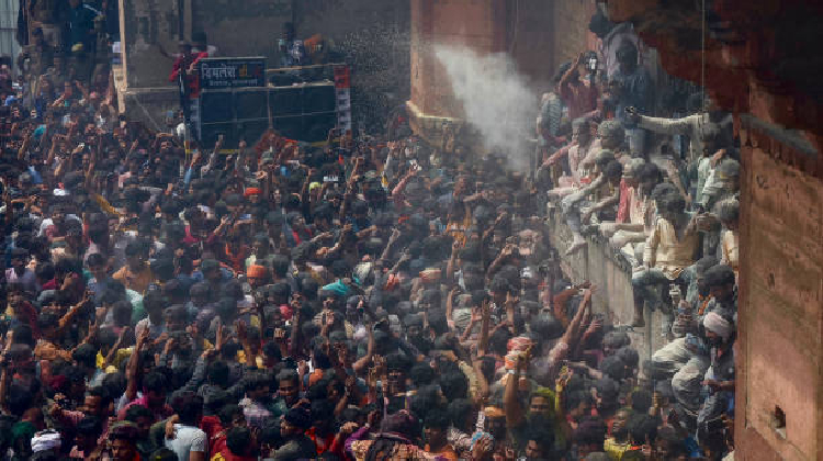 Manikarnika Ghat Varanasi, Best time to Visit Manikarnika Ghat, how to Reach Manikarnika ghat, Manikarnika