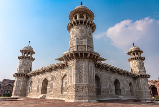 Itimad ud Daulah Agra, Itimad ud Daulah History, Itimad ud Daulah Architecture, Attraction of Itimad ud Daulah