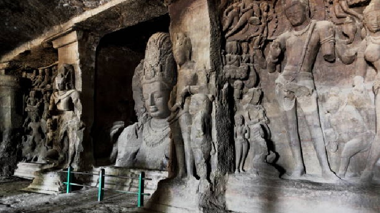 Explore the fascinating Elephanta Caves in Mumbai with rich history. Learn how to reach the caves and find essential Elephanta Caves information for your visit.