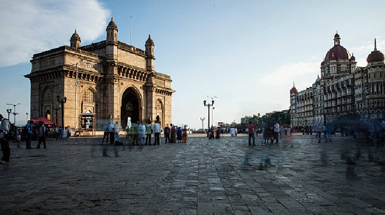 Discover incredible facts about Mumbai, the city of dreams. Learn interesting and top facts about Mumbai, including its vibrant culture and rich history.