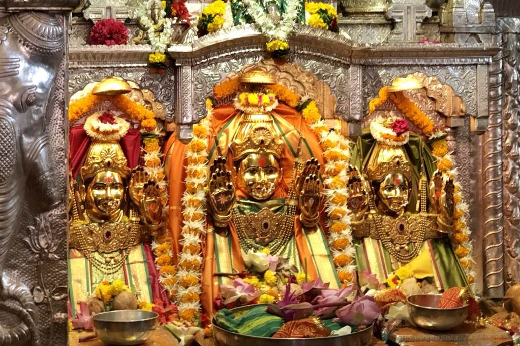 Mahalaxmi Temple Mumbai: Discover the temple's rich history, architectural beauty, and key information for visitors.