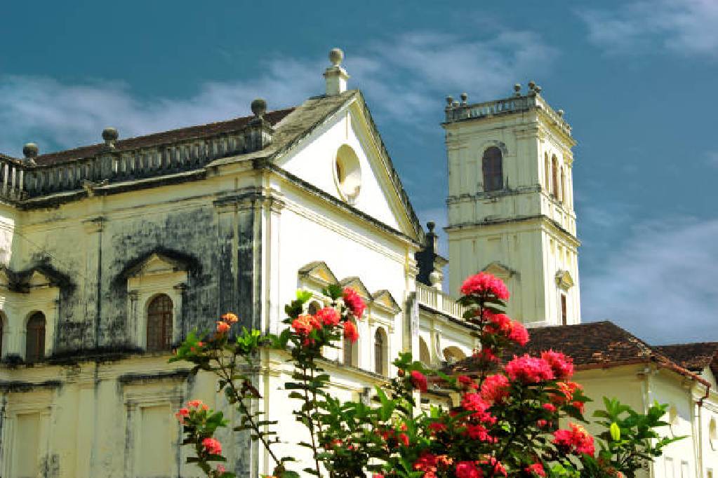 Collage of famous churches in Goa showcasing their architectural beauty and rich history. #GoaChurches #Architecture #History