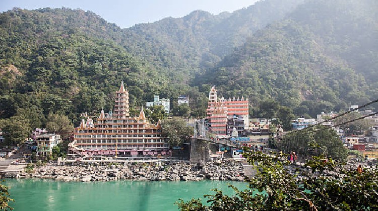 Explore Haridwar and Rishikesh with our tour packages. Enjoy an 11 days Haridwar tour and discover Rishikesh with our 10 days tour packages.