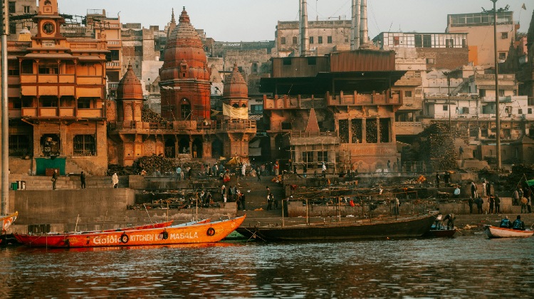 Aarti ceremony at Dashashwamedh Ghat Varanasi, featuring priests performing rituals on the Ganges River in Varanasi.