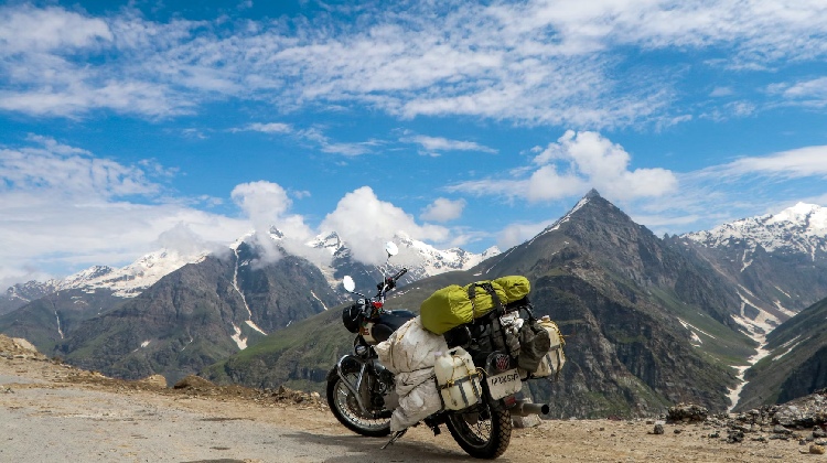 Safari en bicicleta de montaña explorando Ladakh, desde Leh a Manali, en un emocionante tour en bicicleta por las montañas.