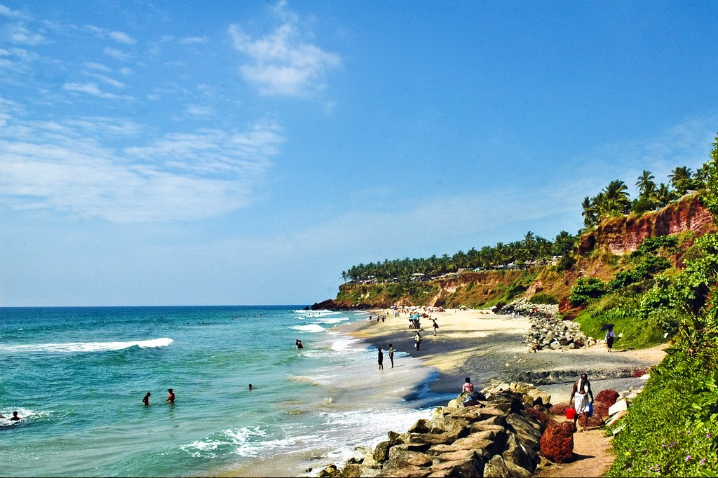 Descubre la belleza costera de Varkala Kerala con nuestros paquetes turísticos. ¡Viaja a Varkala y disfruta de una experiencia única