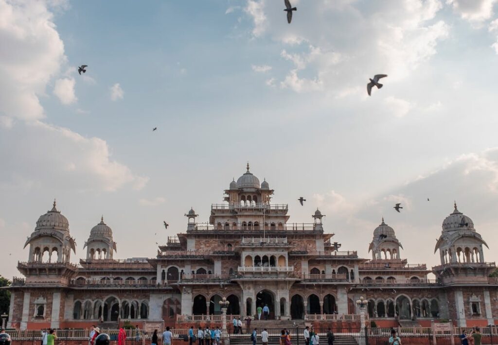 Tour de 4 días en Jaipur: Explora la ciudad rosa con nuestro paquete turístico de 4 días. Descubre el mejor turismo en Jaipur.