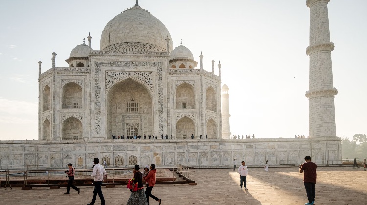 Discover the best time to visit the Taj Mahal, including the best month and optimal times for a memorable experience at this iconic monument.