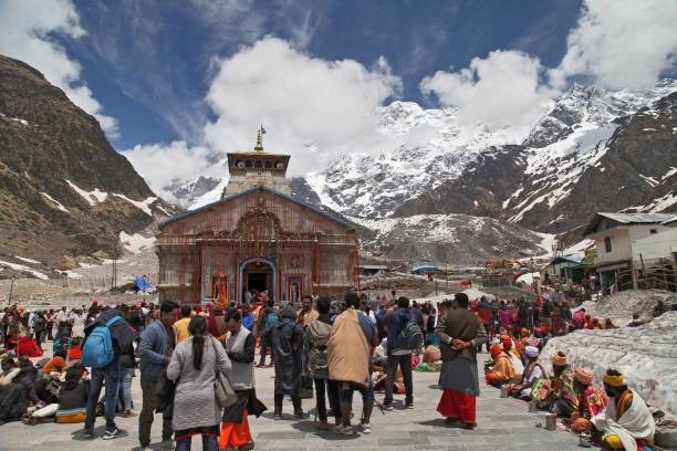 Descubre los principales sitios de peregrinación en Uttarakhand, incluyendo los sagrados lugares de peregrinación de la región.