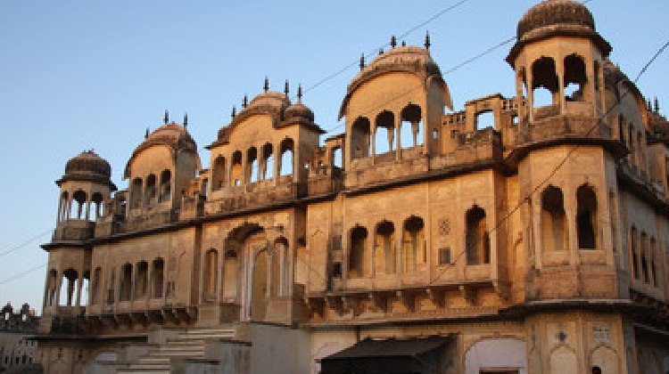 Explore the Top 10 Havelis in Rajasthan: Discover famous havelis and iconic heritage sites in Rajasthan.