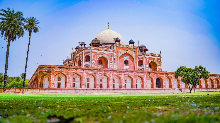 Ultimate Delhi Travel Guide: Top Tour Attractions for an Unforgettable Delhi Tour and Travel Experience