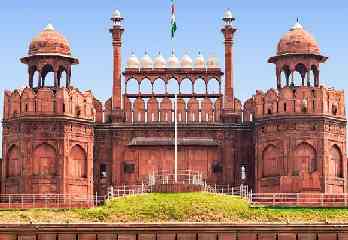 Monumentos iluminados de Delhi durante el tour nocturno